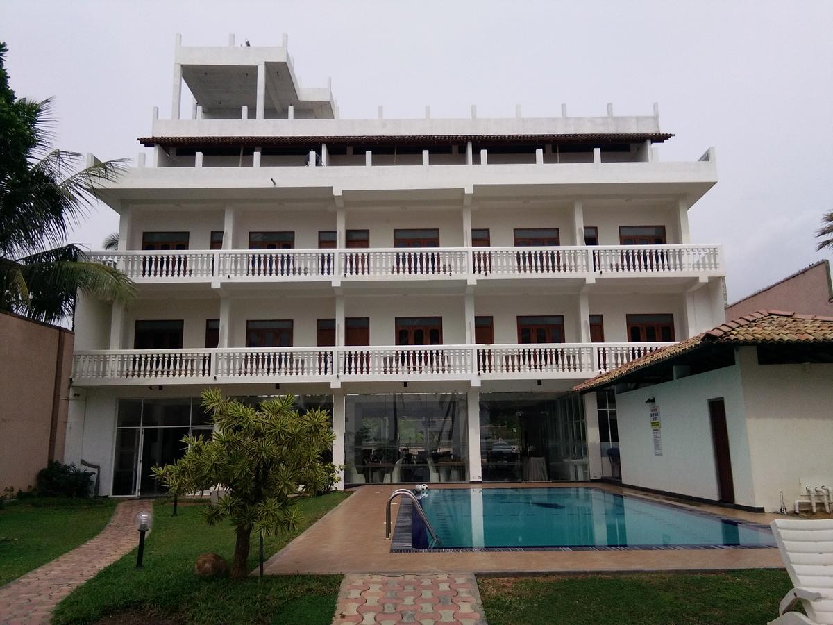 Hotel Ocean View Cottage Hikkaduwa Dış mekan fotoğraf