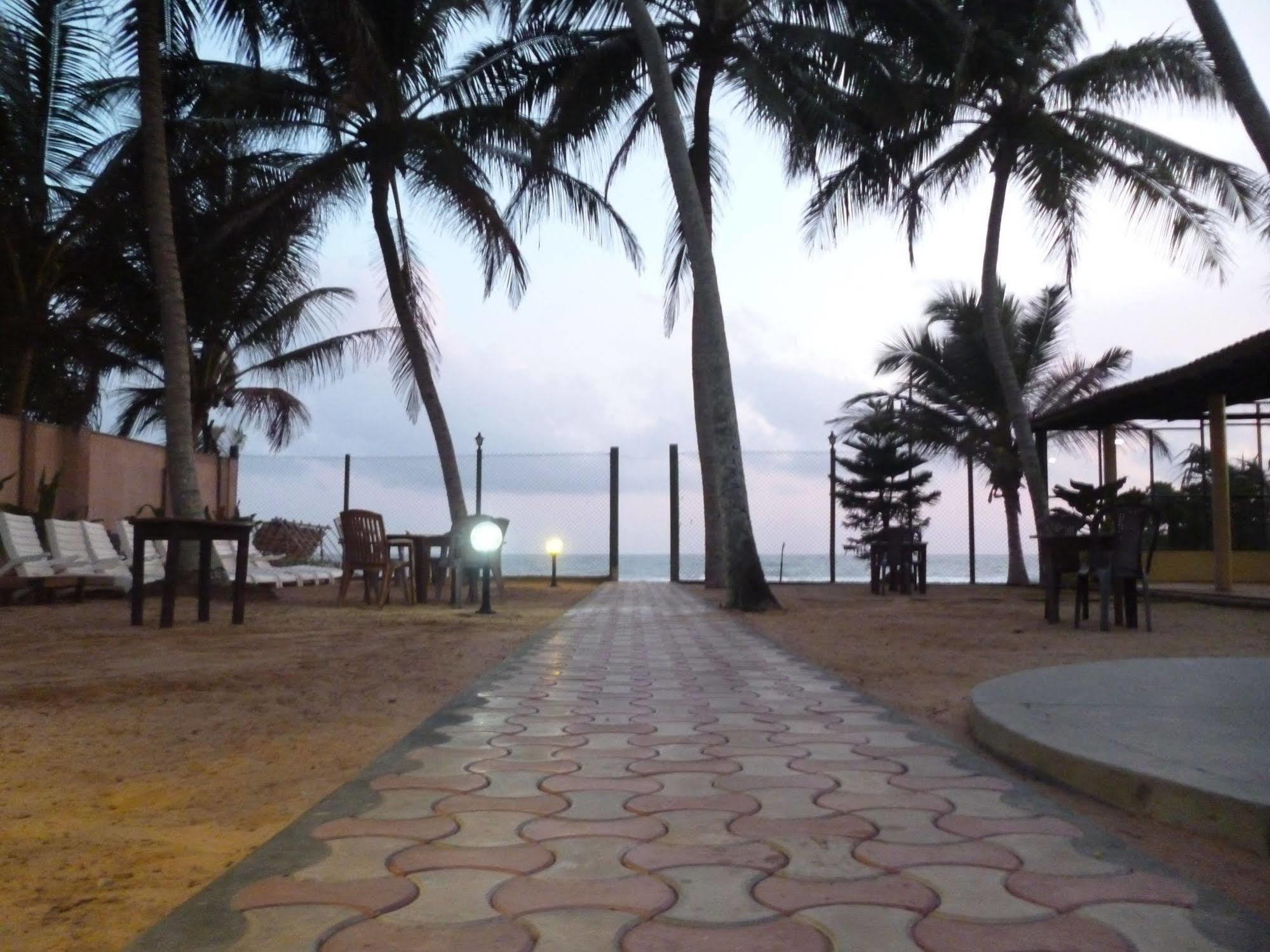 Hotel Ocean View Cottage Hikkaduwa Dış mekan fotoğraf